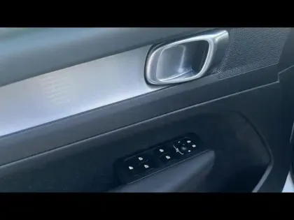 Photo 12 Volvo Xc40  D3 AdBlue 150ch Business Geartronic 8