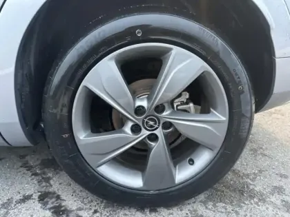 Photo 8 Opel Grandland  1.5 D 130ch Ultimate BVA8