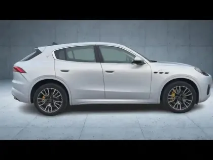 Photo 3 Maserati Grecale  2.0 L4 300ch GT