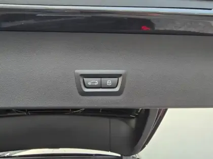 Photo 10 BMW X3  xDrive30e 299ch M Sport