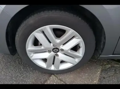 Photo 12 Renault Clio  1.0 TCe 90ch Evolution - 24