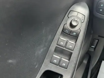 Photo 15 Ford Puma  1.0 Flexifuel 125ch S&S mHEV Titanium