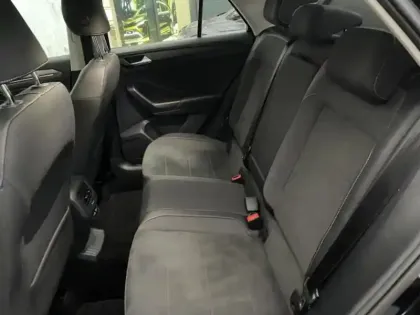 Photo 7 Volkswagen T-roc  1.5 TSI EVO 150ch Style DSG7