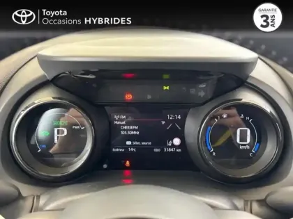 Photo 13 Toyota Yaris  116h Iconic 5p