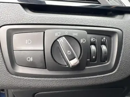 Photo 9 BMW X1  sDrive18dA 150ch Business Design