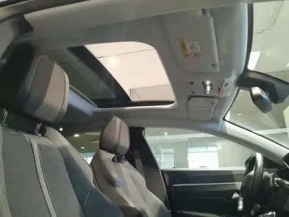 Photo 14 Peugeot 508  BlueHDi 130ch S&S Allure EAT8 7cv