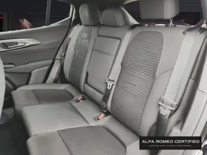 Photo 12 Alfa Romeo Tonale  1.5 Hybrid 130ch Sprint TCT