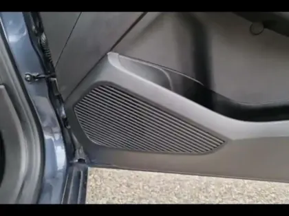 Photo 11 Renault Clio  1.6 E-Tech hybride 140ch Intens -21N