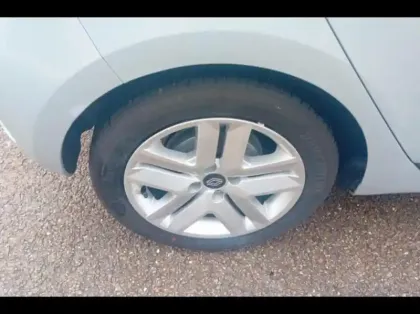 Photo 12 Renault Clio  1.6 E-Tech 145ch full hybrid Evolution - 24