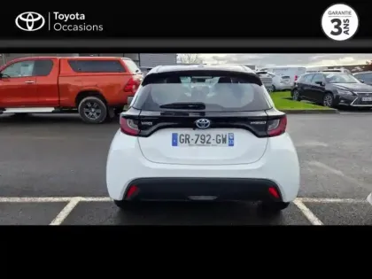 Photo 4 Toyota Yaris  116h Dynamic 5p MY22