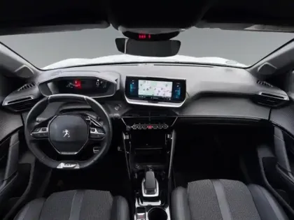 Photo 9 Peugeot 208  e- 136ch GT