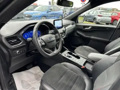 Photo 12 Ford Kuga  2.5 Duratec 190ch FHEV E85 ST-Line X BVA