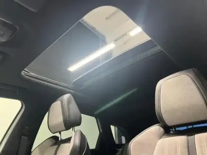 Photo 12 Peugeot 3008  HYBRID4 300ch GT Pack e-EAT8