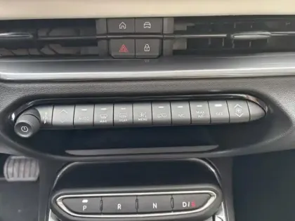 Photo 12 Fiat 600  e 156ch 54kWh La Prima