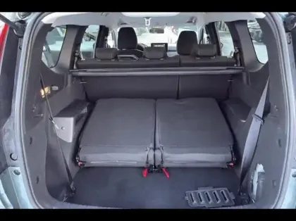 Photo 11 Dacia Jogger  1.6 hybrid 140ch Extreme+ 7 places -24