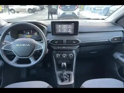 Photo 8 Dacia Jogger  1.6 hybrid 140ch Extreme+ 7 places -24