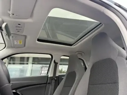 Photo 9 Leapmotor T03  Electric 95ch Design