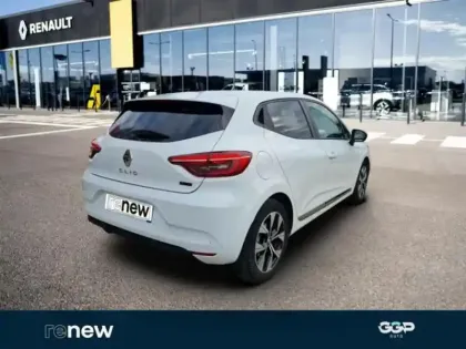 Photo 5 Renault Clio  1.6 E-Tech 145ch full hybrid Evolution