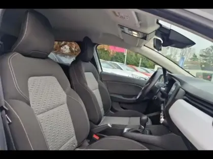 Photo 9 Renault Clio  1.6 E-Tech 145ch full hybrid Evolution