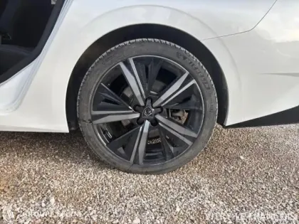 Photo 10 Peugeot 308  SW PHEV 225ch GT Pack e-EAT8