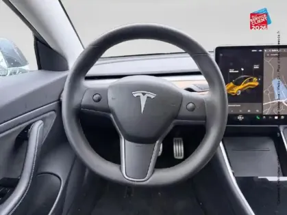 Photo 11 Tesla Model 3  Long-Range Dual Motor AWD