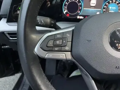 Photo 13 Volkswagen Golf  1.5 TSI ACT OPF 130ch  Life 1st