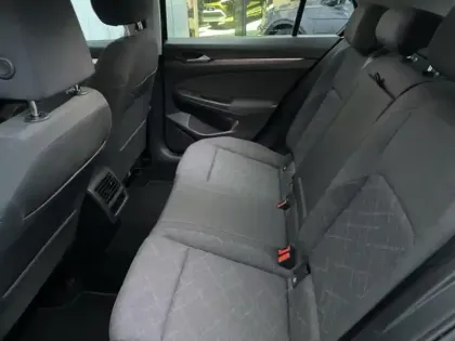 Photo 6 Volkswagen Golf  1.5 TSI ACT OPF 130ch  Life 1st