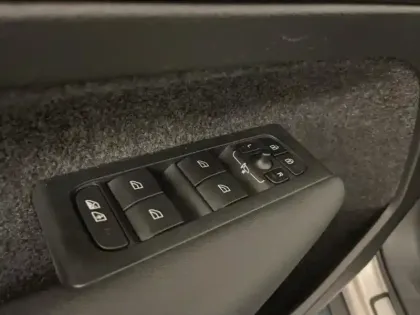 Photo 11 Volvo Xc40  Recharge 231ch Start EDT