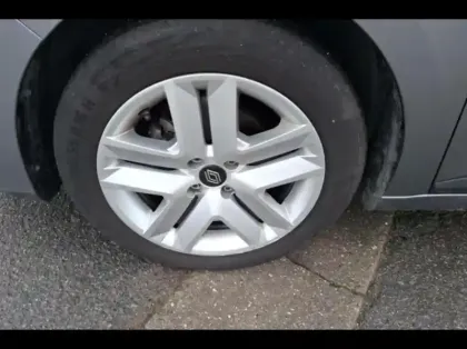 Photo 12 Renault Clio  1.0 TCe 90ch Evolution - 24