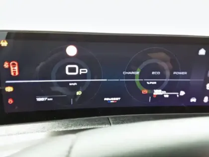 Photo 9 Peugeot 3008  Hybrid 145 e-DCS6