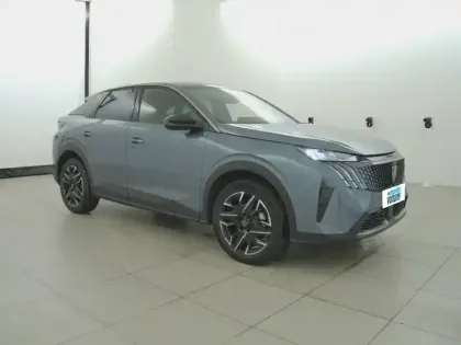 Photo 31 Peugeot 3008  Hybrid 136 e-DCS6