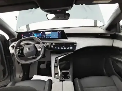 Photo 35 Peugeot 3008  Hybrid 136 e-DCS6