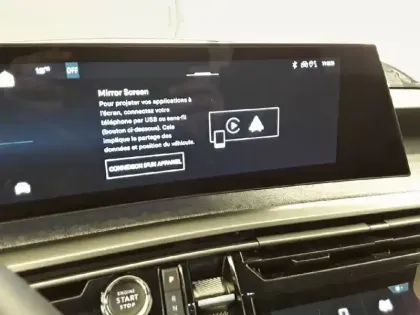 Photo 134 Peugeot 3008  Hybrid 136 e-DCS6