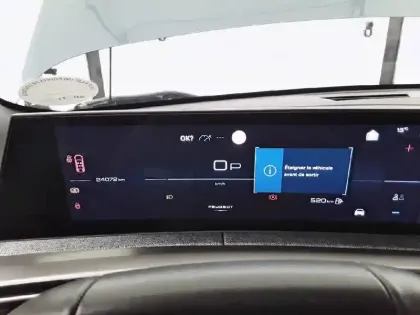 Photo 9 Peugeot 3008  Hybrid 136 e-DCS6