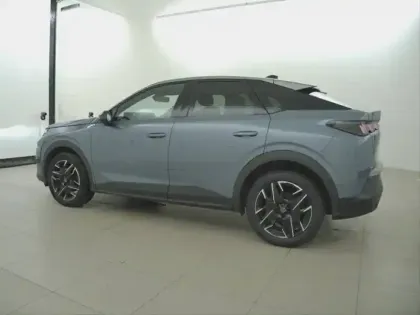 Photo 34 Peugeot 3008  Hybrid 136 e-DCS6