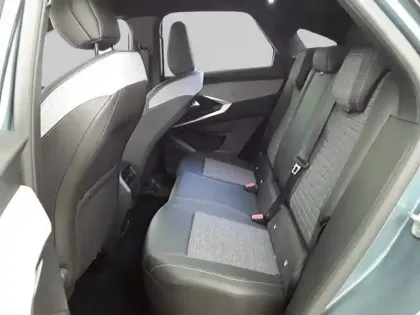 Photo 11 Peugeot 3008  Hybrid 136 e-DCS6