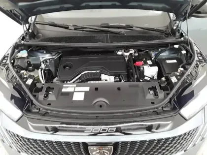 Photo 141 Peugeot 3008  Hybrid 136 e-DCS6
