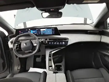 Photo 149 Peugeot 3008  Hybrid 136 e-DCS6