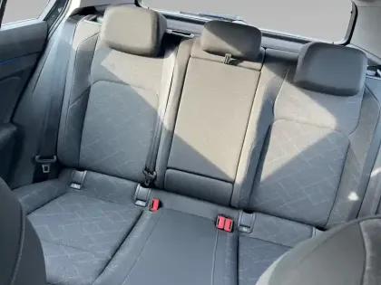 Photo 13 Volkswagen Golf  2.0 TDI SCR 116 DSG7