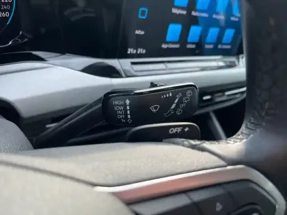 Photo 20 Volkswagen Golf  2.0 TDI SCR 116 DSG7