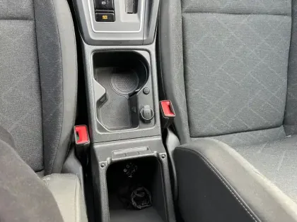 Photo 28 Volkswagen Golf  2.0 TDI SCR 116 DSG7