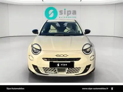 Photo 93 Fiat 600  T-Gen 3 1.2 Hybrid 110ch eDCT6