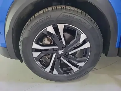 Photo 12 Peugeot 2008  Electrique 136 ch