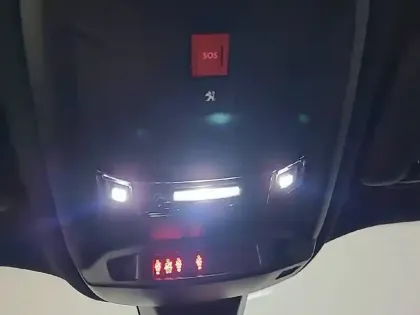 Photo 22 Peugeot 2008  Electrique 136 ch