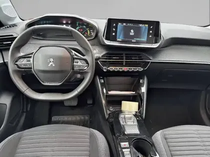 Photo 7 Peugeot 208  Electrique 50 kWh 136ch