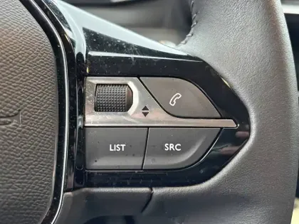 Photo 18 Peugeot 208  Electrique 50 kWh 136ch