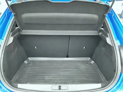 Photo 26 Peugeot 208  Electrique 50 kWh 136ch