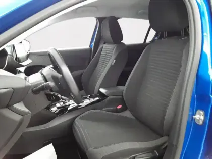 Photo 31 Peugeot 208  Electrique 50 kWh 136ch