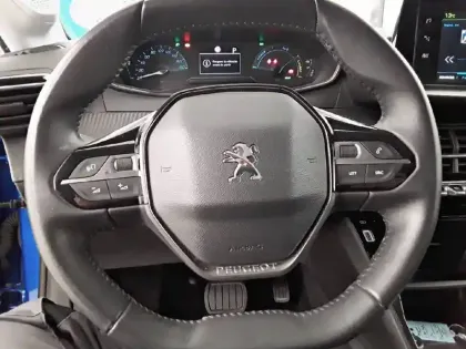 Photo 29 Peugeot 208  Electrique 50 kWh 136ch