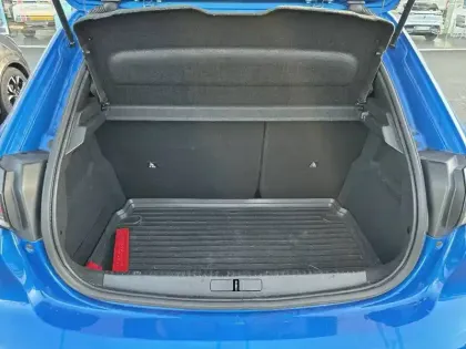 Photo 5 Peugeot 208  Electrique 50 kWh 136ch